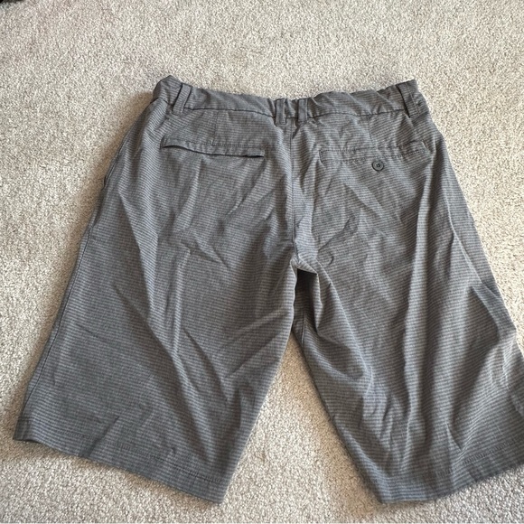 Hang Ten Wharf 21" Hybrid Shorts - Picture 2 of 4